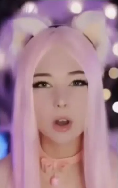 who is she? by DEEZNUT333