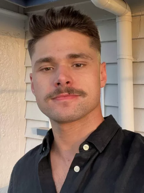 Who is this good looking men? by Haunting_Sir5618