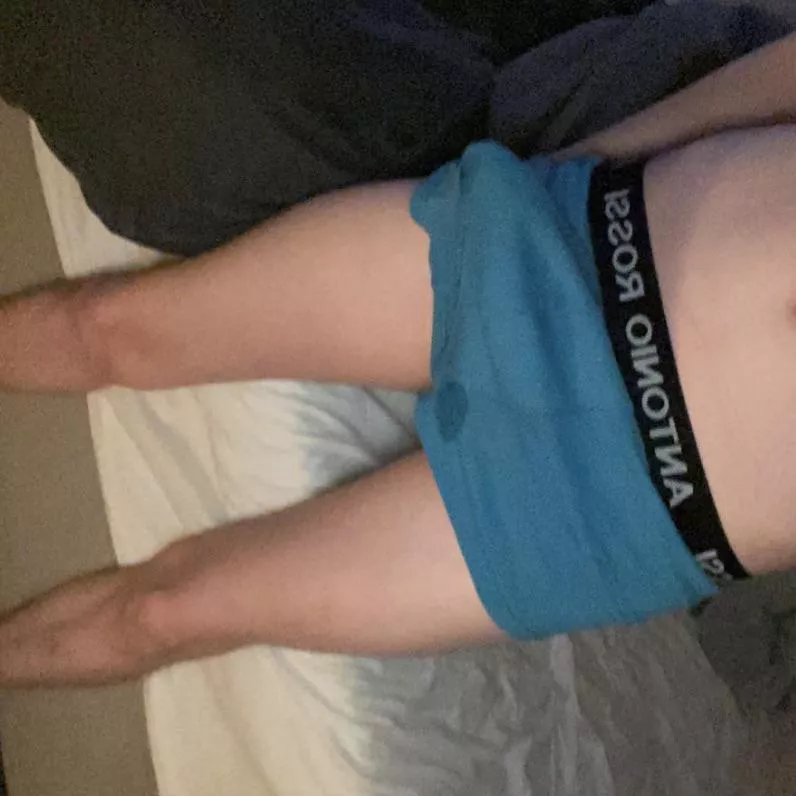 Who like the stain lol m 18 posted by Thebigwhite-