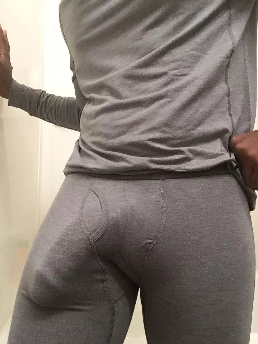 Who Likes BBC Bulges posted by Necessary-Bed8663