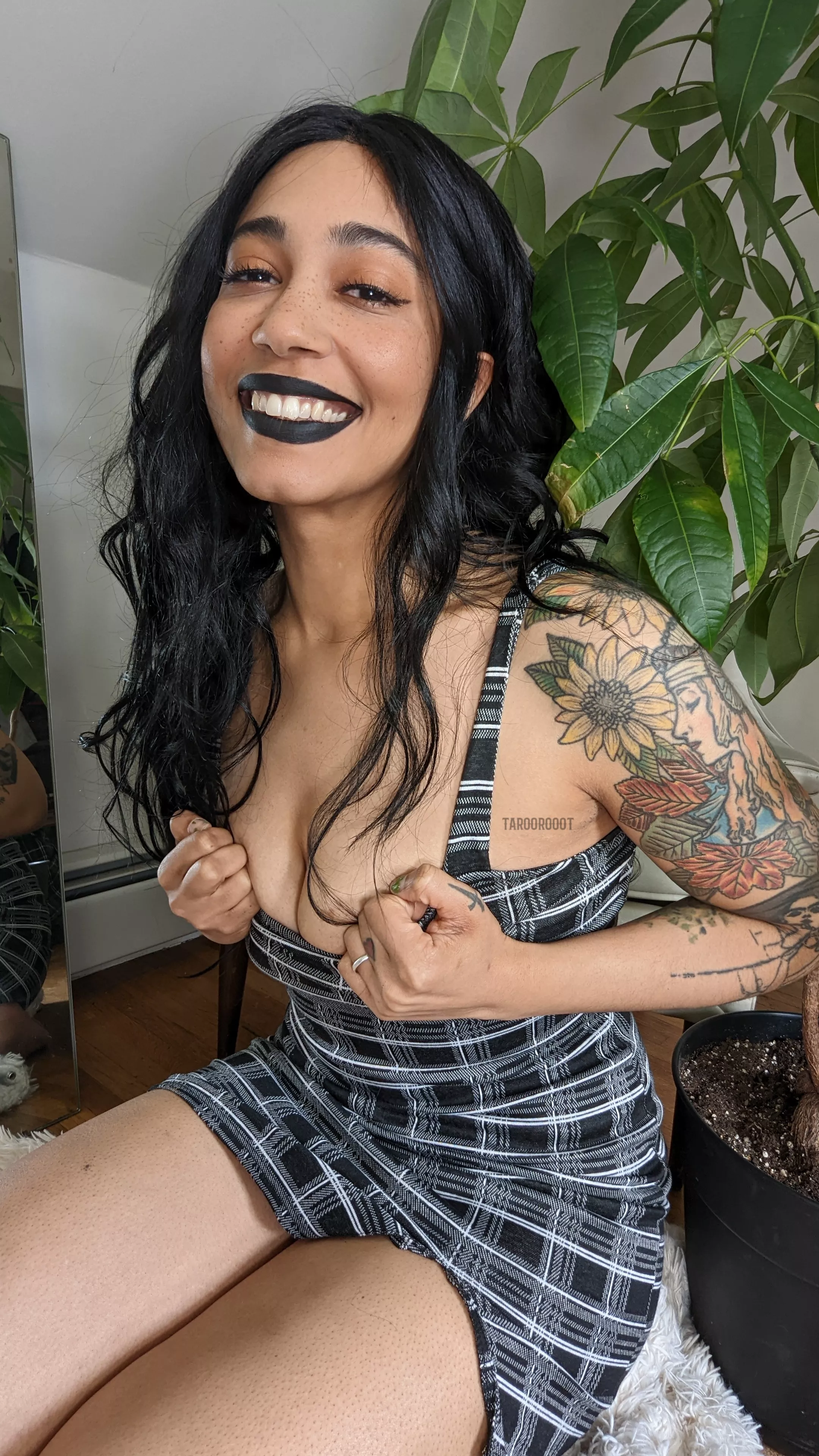 Who likes goth girls? posted by TarooRooot