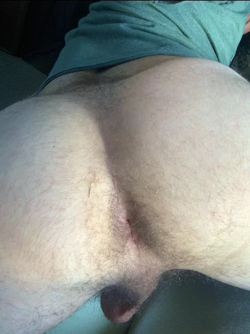 Who likes hairy pink hole? posted by SnooDoodles4585