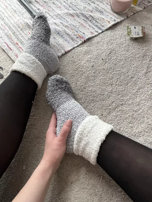 Who likes tights and socks? by bellastar567