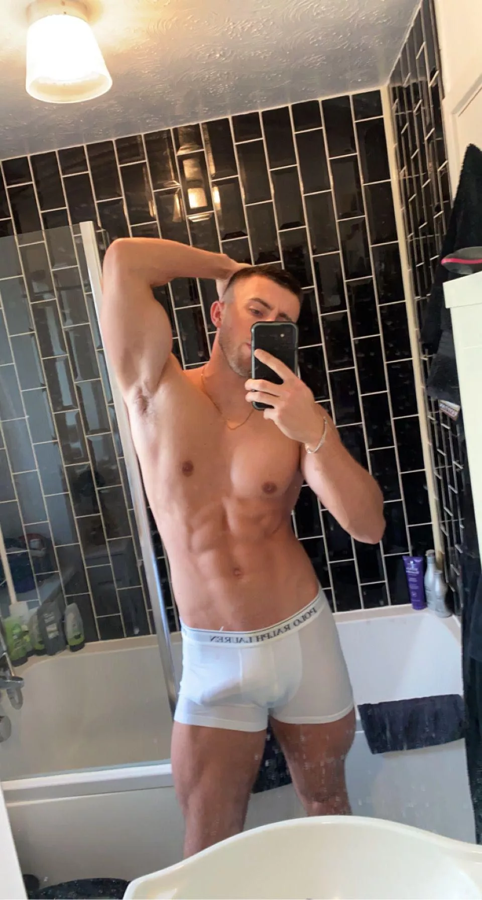 who likes?😈 posted by harveyywhitee