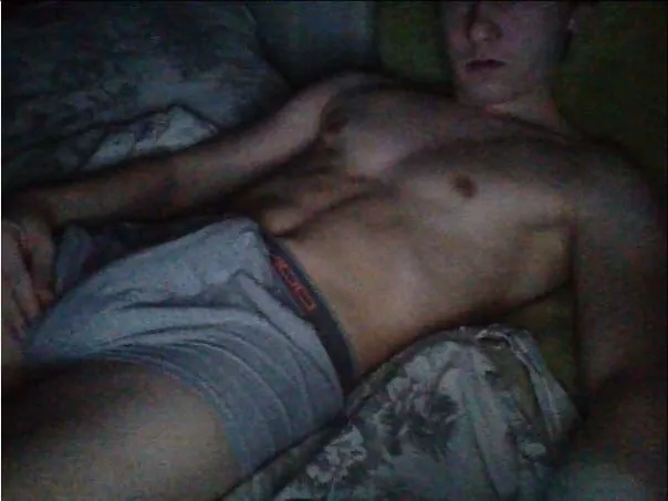 who loves my cock? posted by goosar22