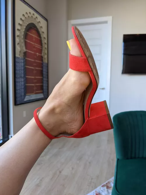 Who needs to be punished tonight? by DominantBasset