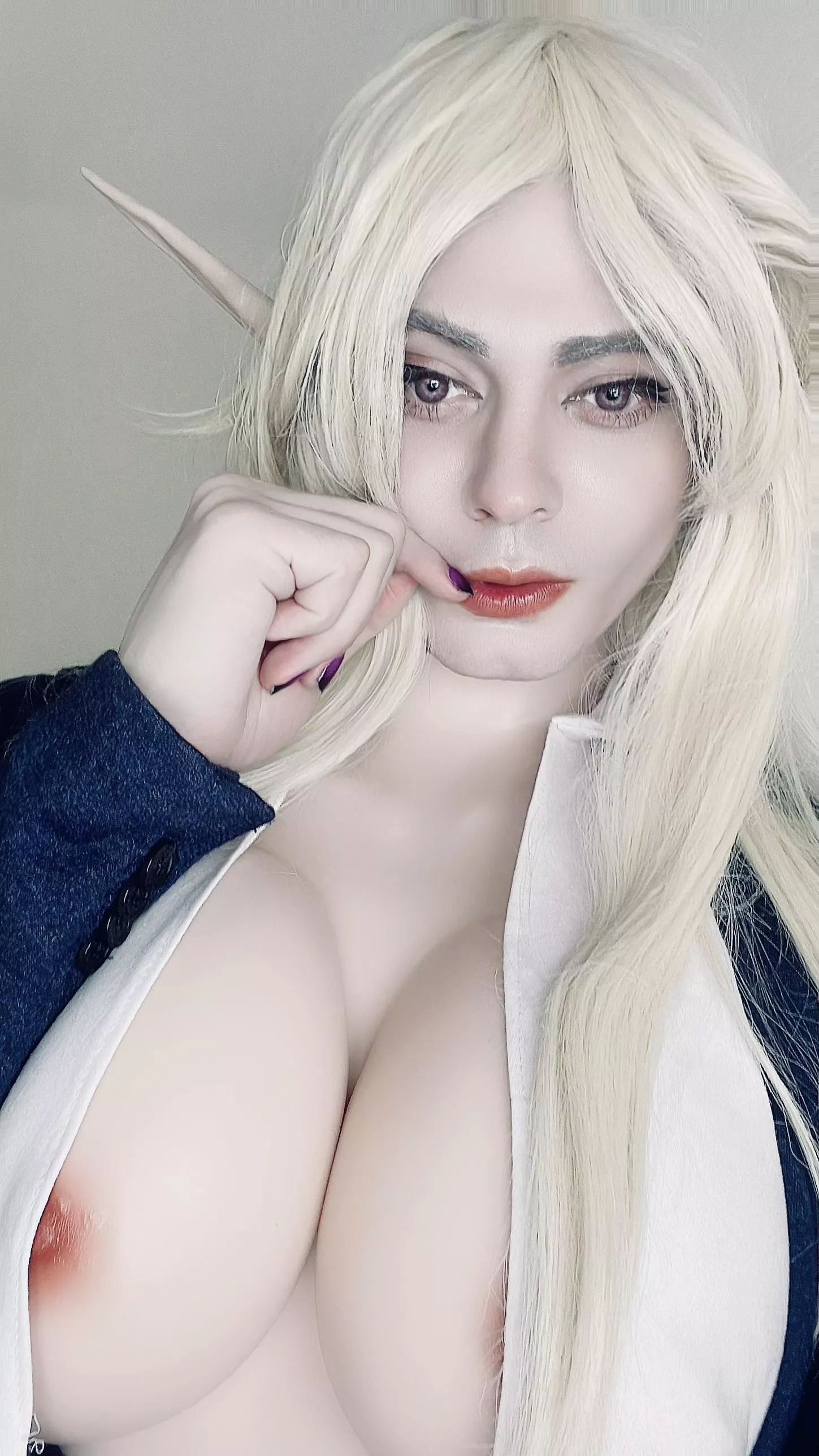 Who wanna fuck this elf? posted by Nitsvetov