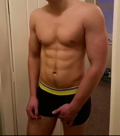 Who want to lick 👅 abs? 🥵👅 by Facelessman69OF