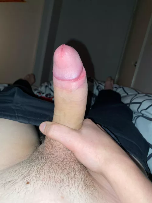 Who want to see me jerk it off? by SendMePicsinDms