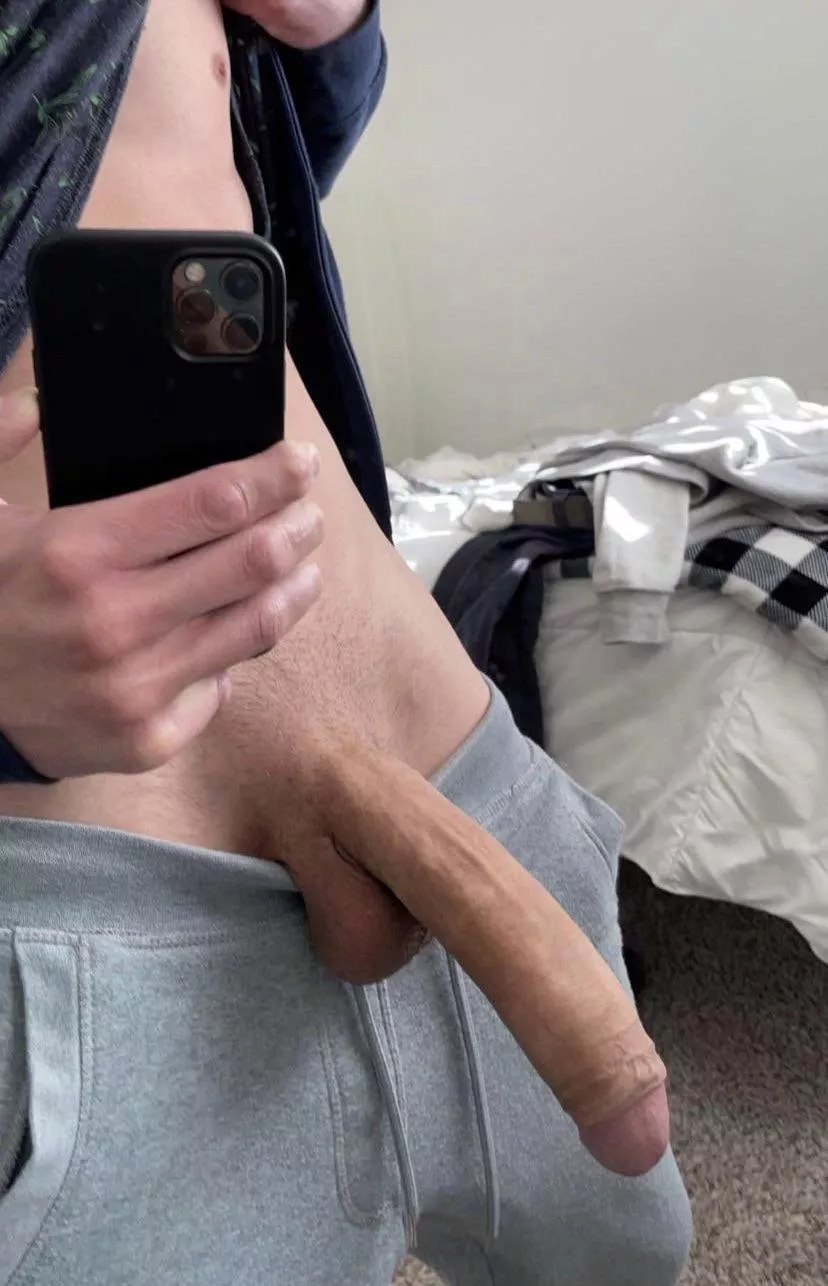 Who wants a big UK cock? 😏💦 posted by According_Income_335