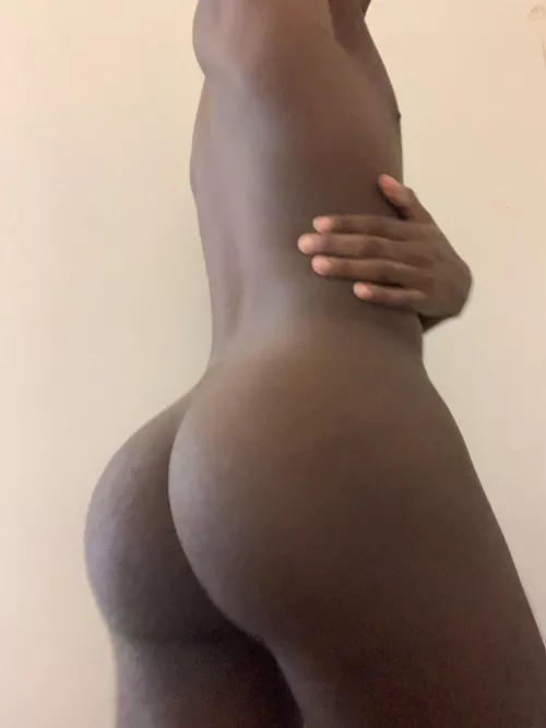 Who wants a piece of this cake? by Hilloh_ve