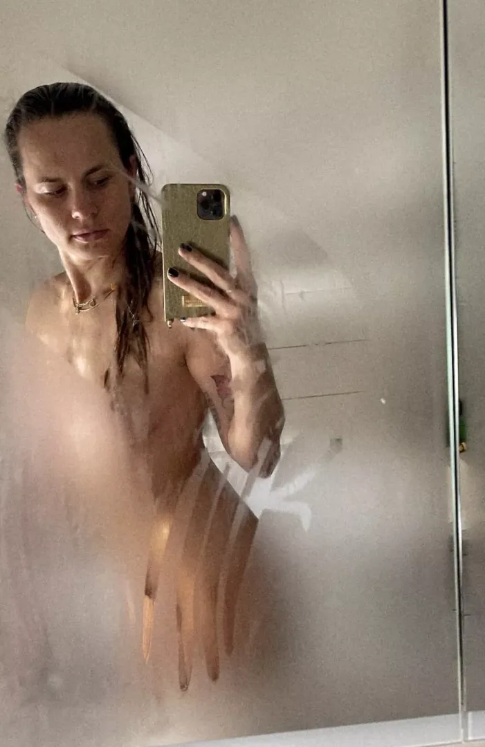 Who wants a secret surprise? 🥰 posted by sweet_emmalou