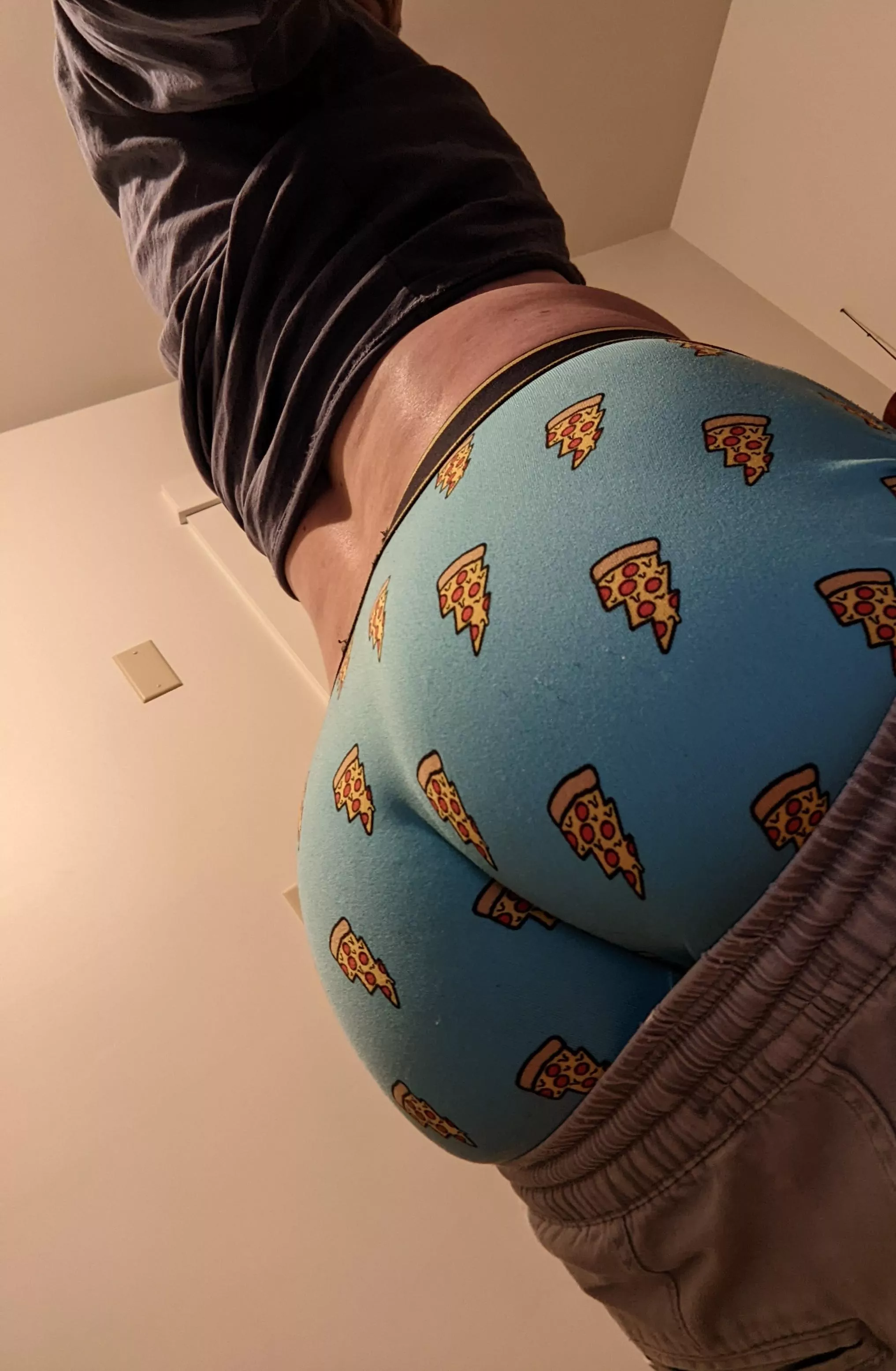 Who wants a slice? posted by shy_guy_no_shame