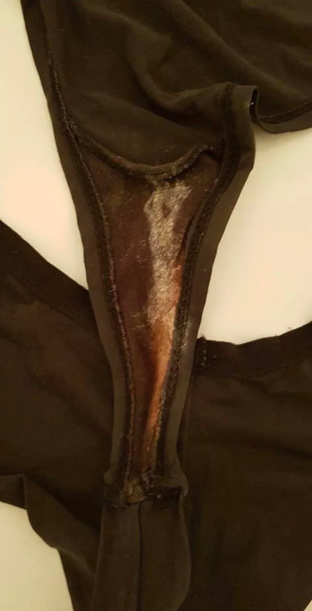 Who wants a sniff? posted by DressRealistic7256