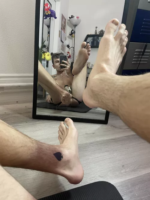 Who wants a taste? by aceheartbreak