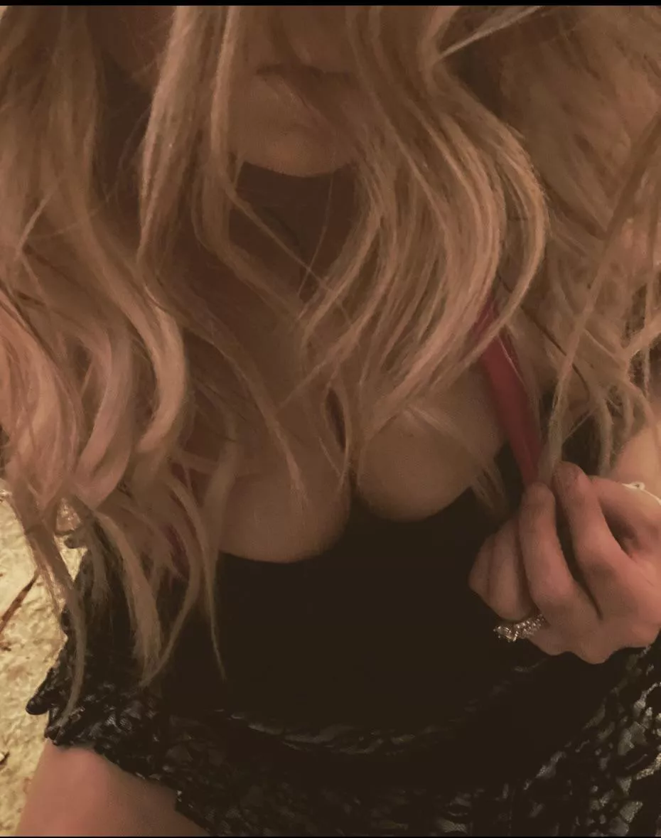 Who wants breakfast in bed 🥞☕️ posted by mysteriousmom1