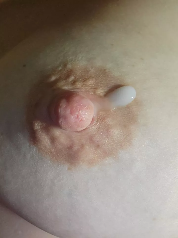 who wants some of Momma's milk? posted by TheMilkyMomma