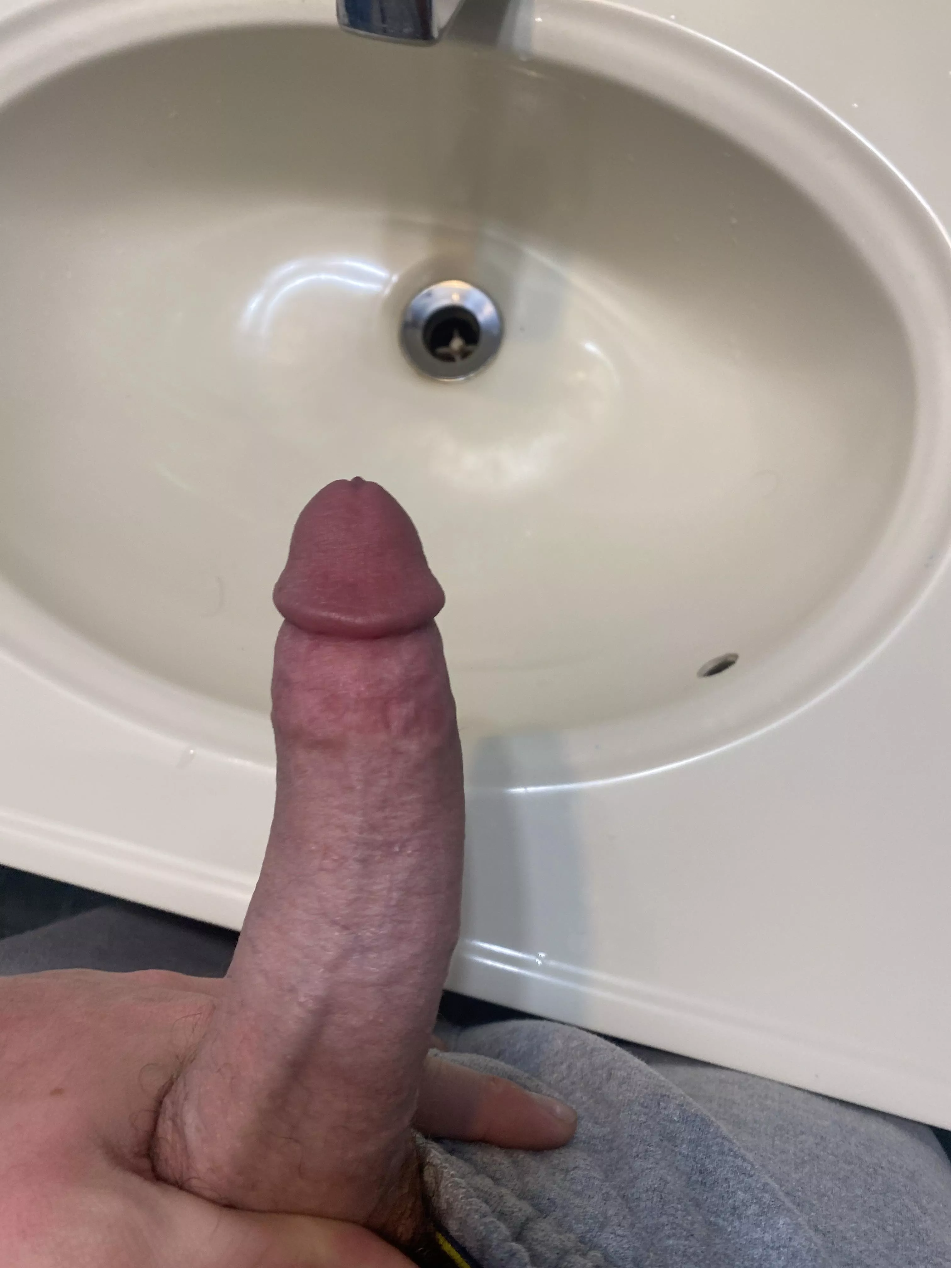 Who wants this BWC’s cum all over them posted by 21msocalSD