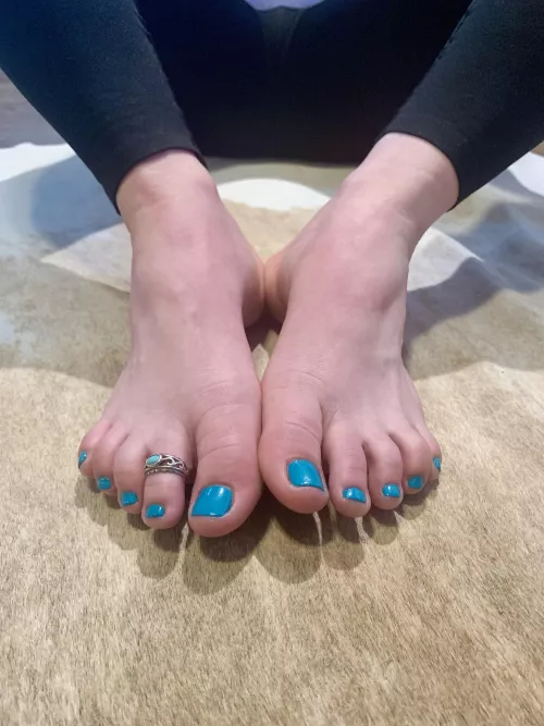 Who wants to be between my arches? 😉 by Werenextdoor