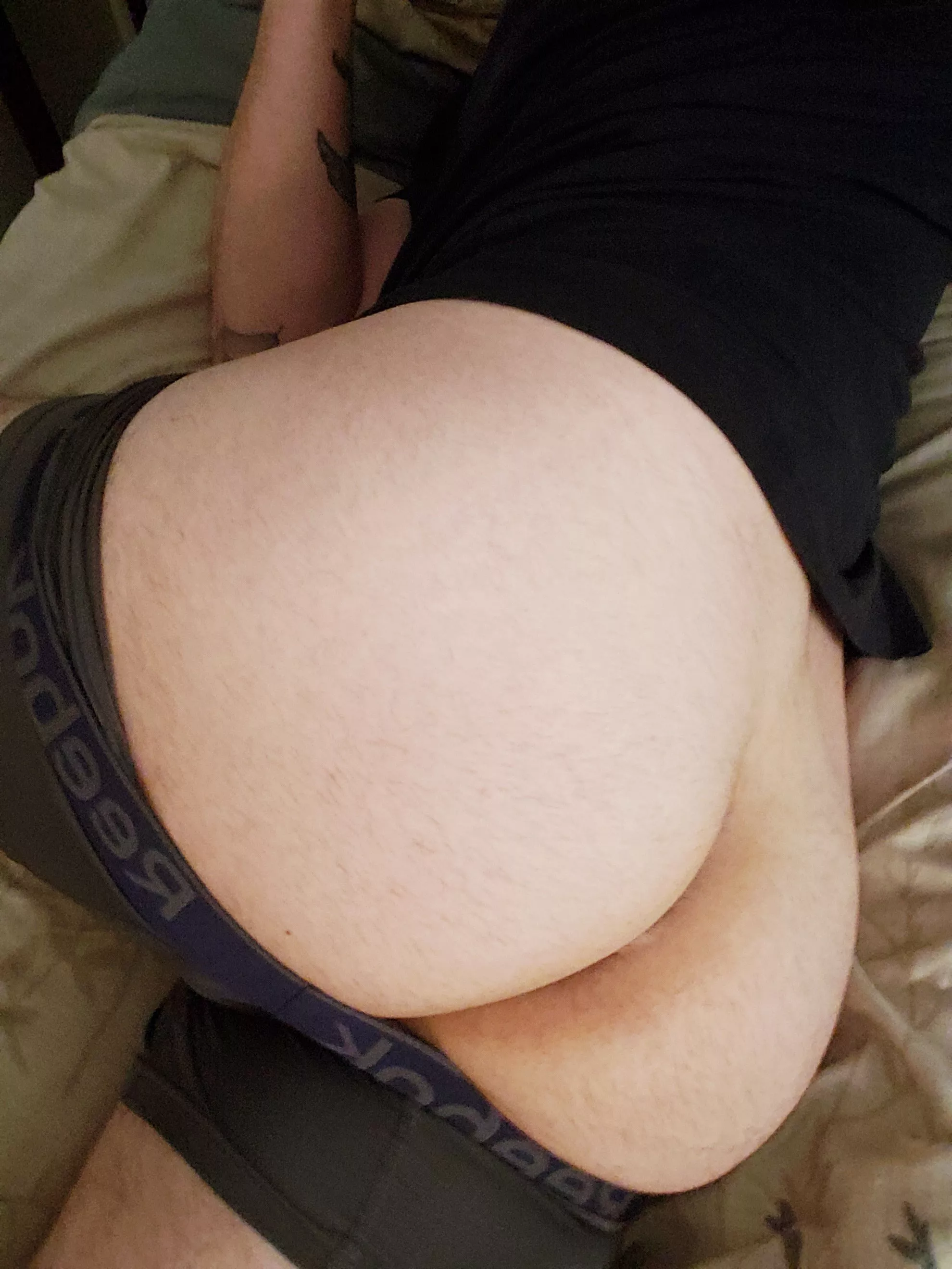 Who wants to be the big spoon? posted by skol21