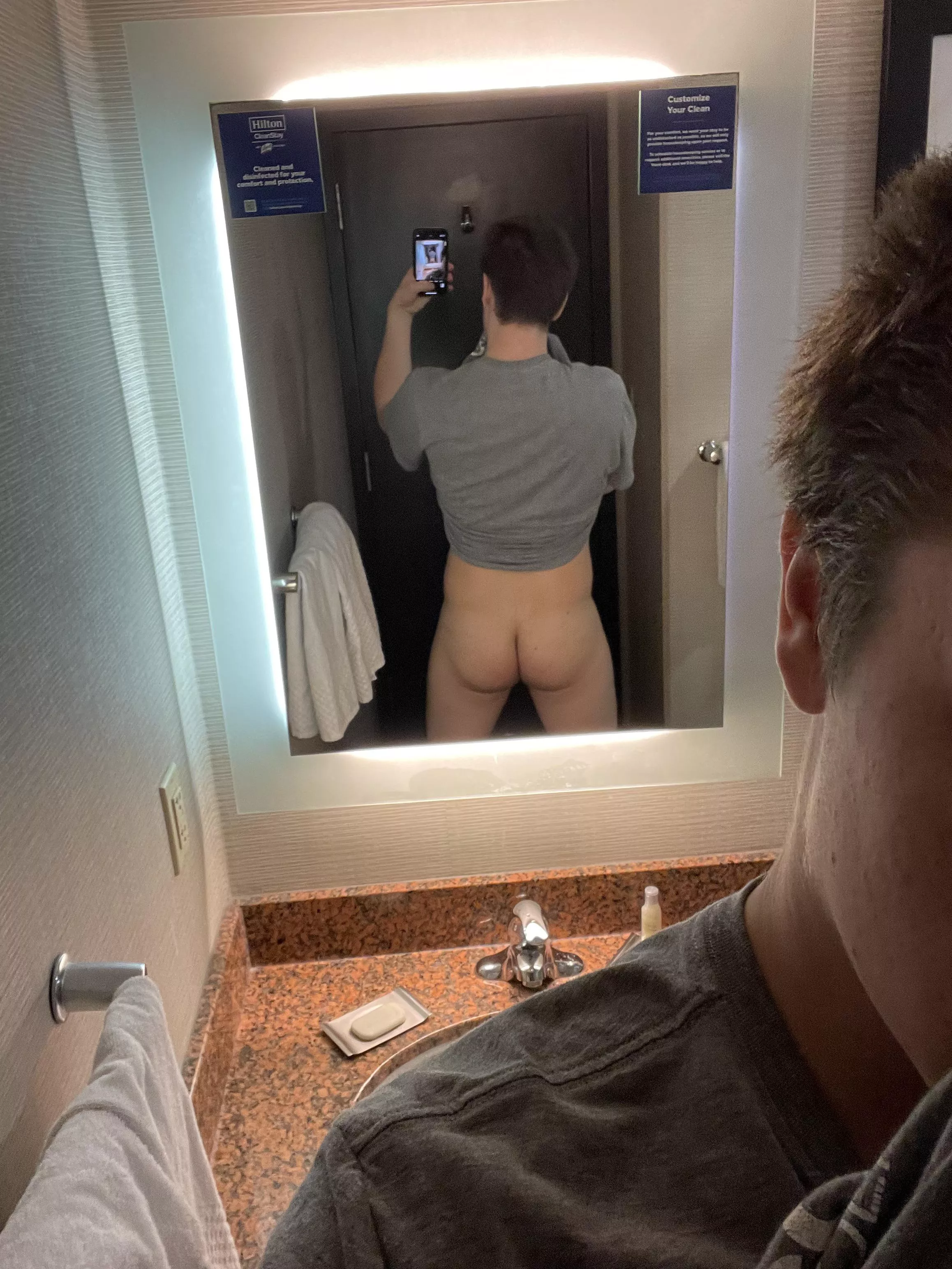 Who wants to bend me over and use me? posted by Yeeyeesparks