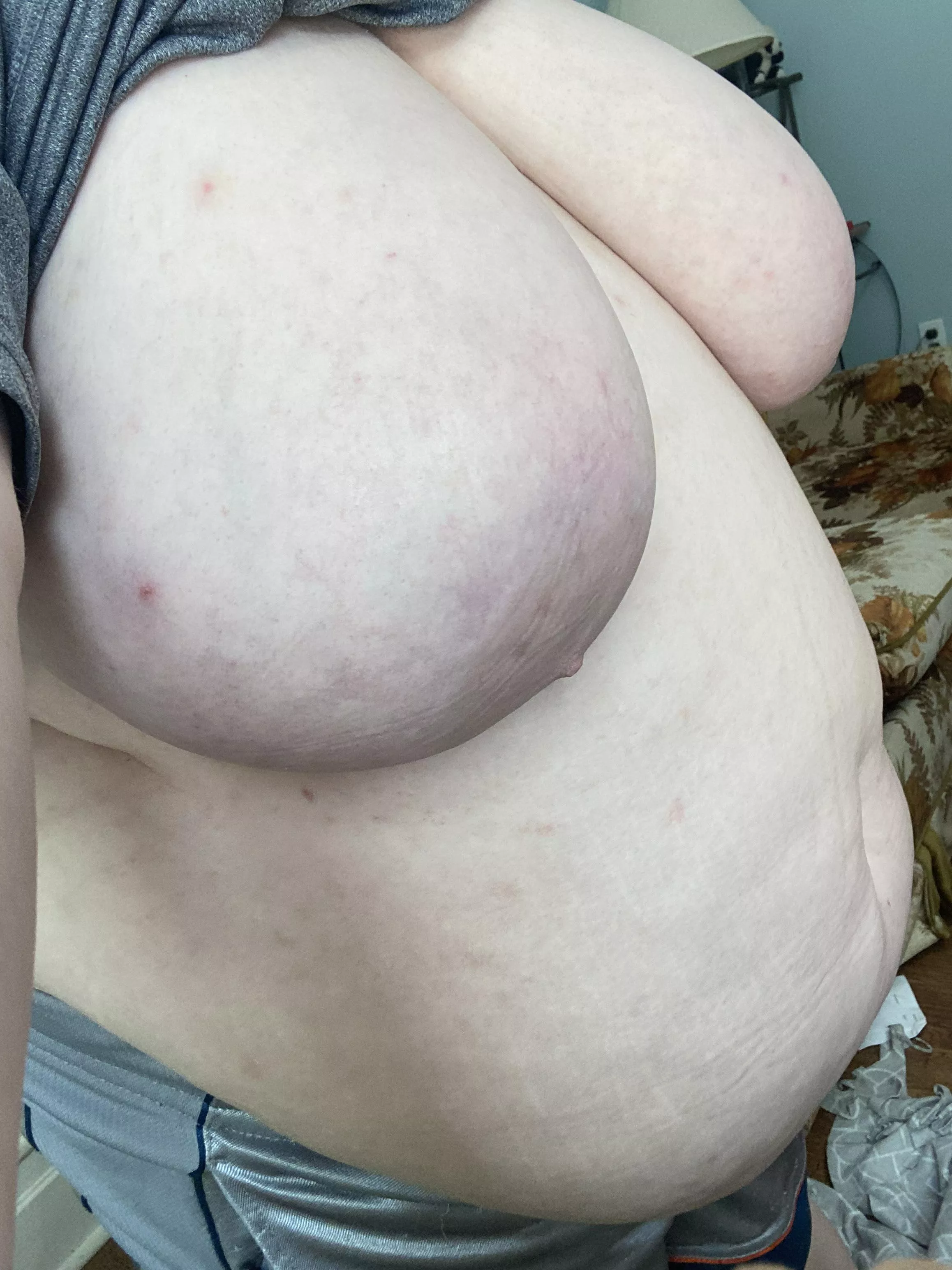 Who wants to buy me McDonald’s posted by Kitalittle12