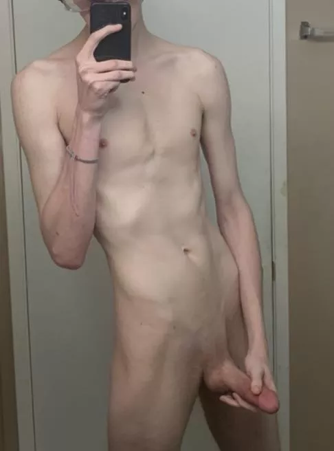 Who wants to come ride me? posted by sixfootaddict