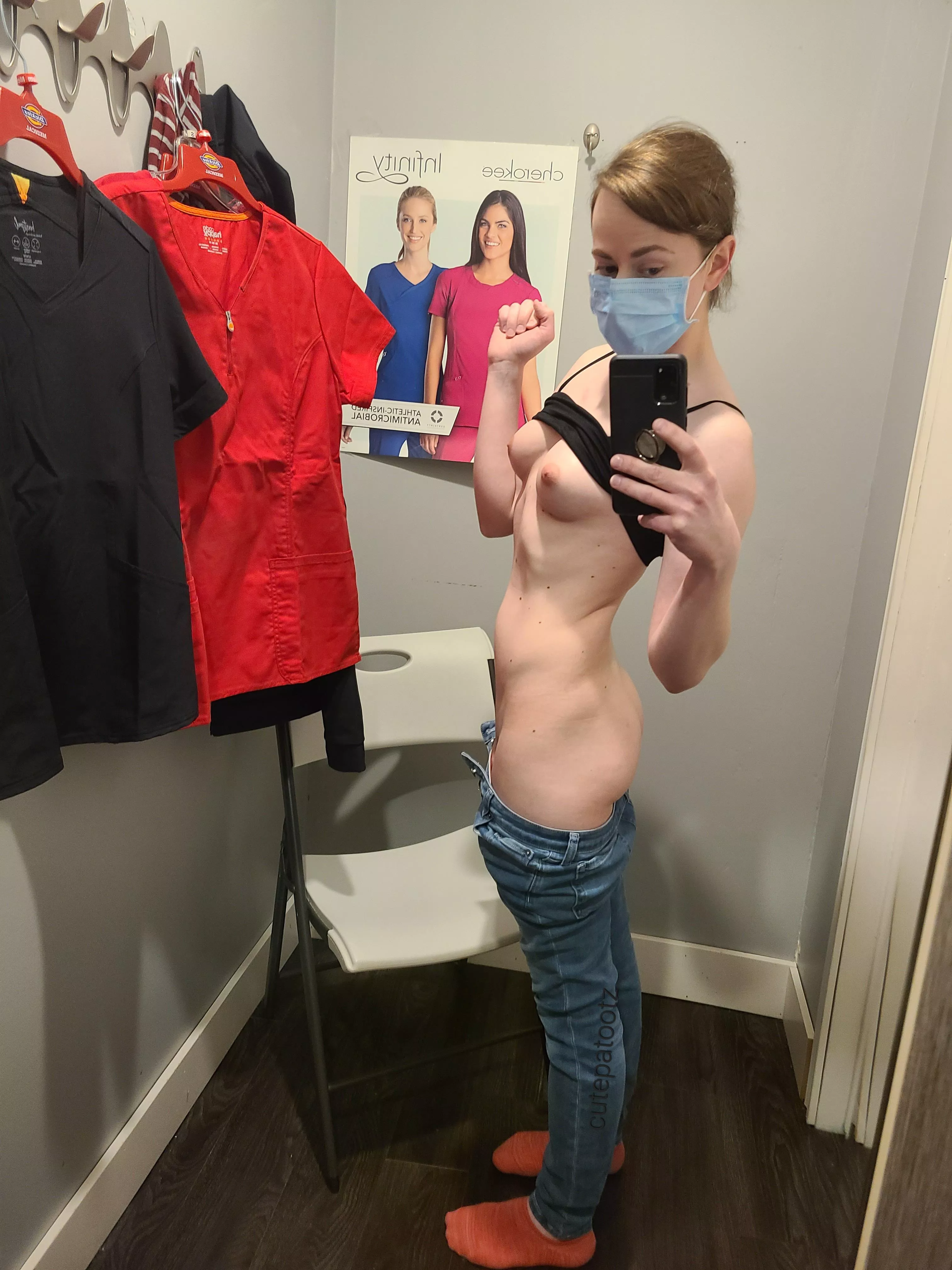 who wants to come shopping (f)or scrubs with me? posted by cutepatootz