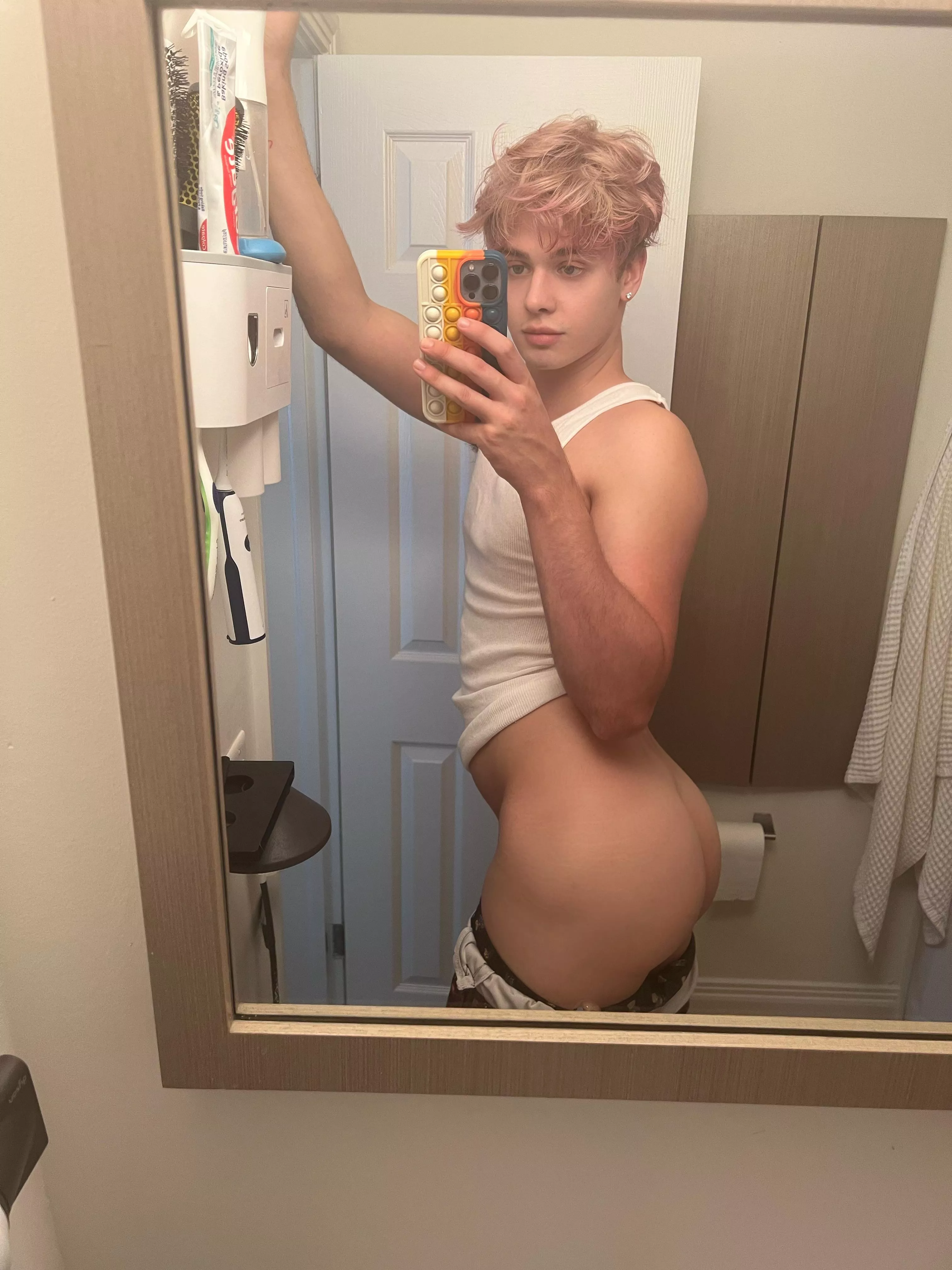 Who wants to come try this ass out? posted by cadencarmichael