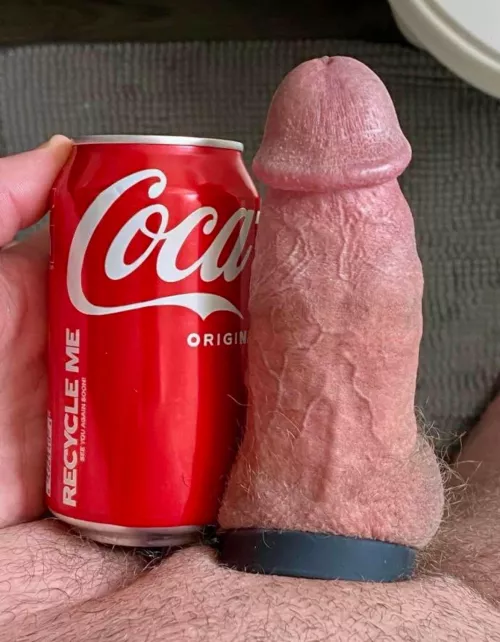 Who wants to compare with this girthy cock? by Weird_Satisfaction52