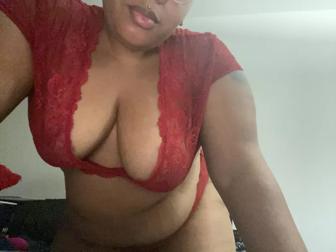 Who wants to cuddle? by VagueNucleus