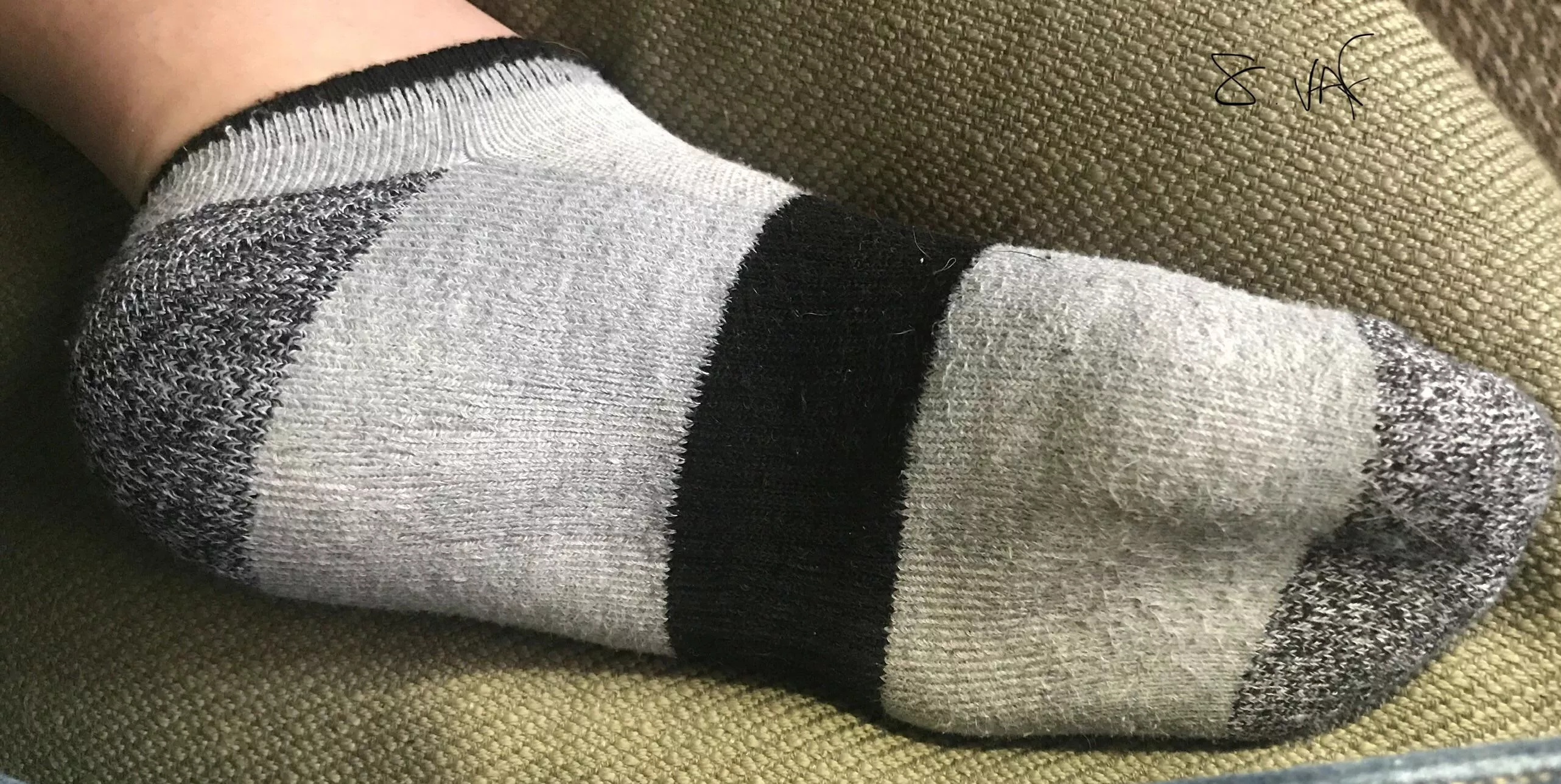 Who wants to cum on black and greys!? Xo posted by SVanF15