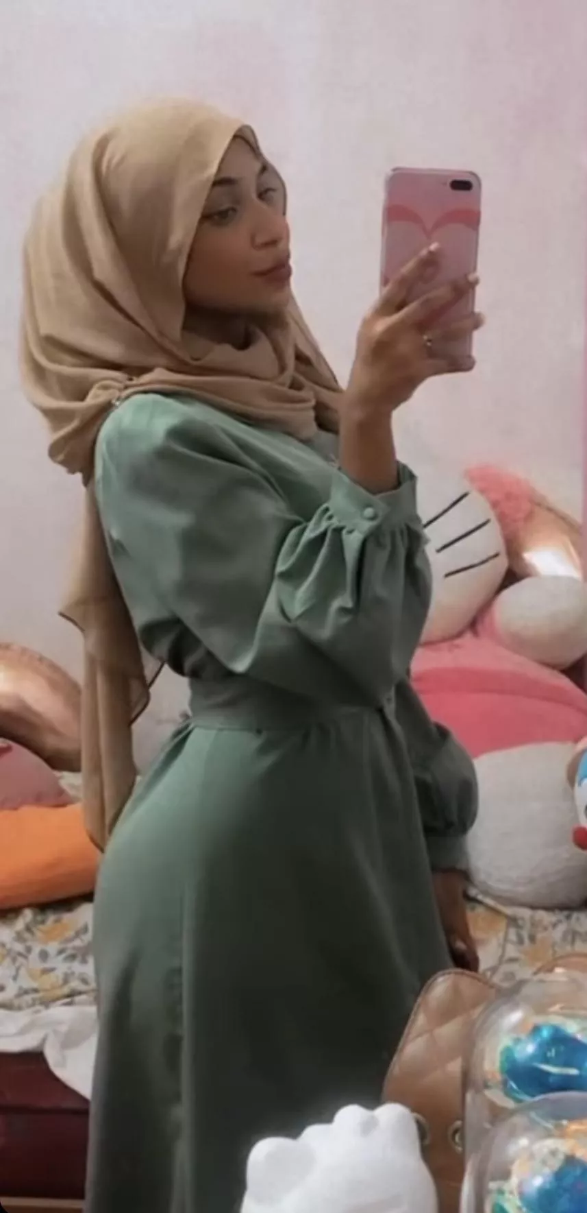 Who wants to cumtribute my little sister? [wickr vonsid][discord vonsid#4399] posted by Tribberlation