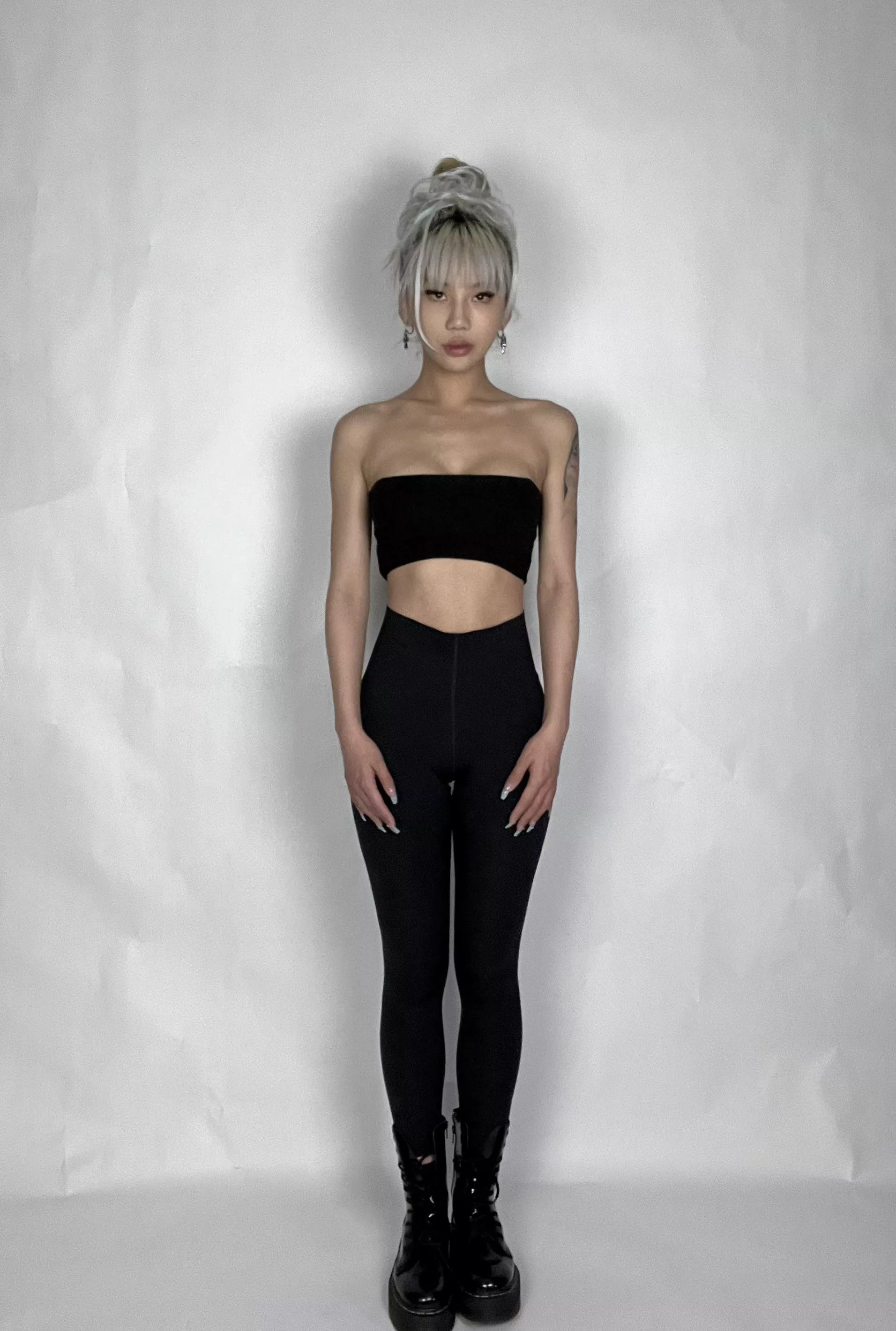 who wants to dress me up? posted by dollaryaoo