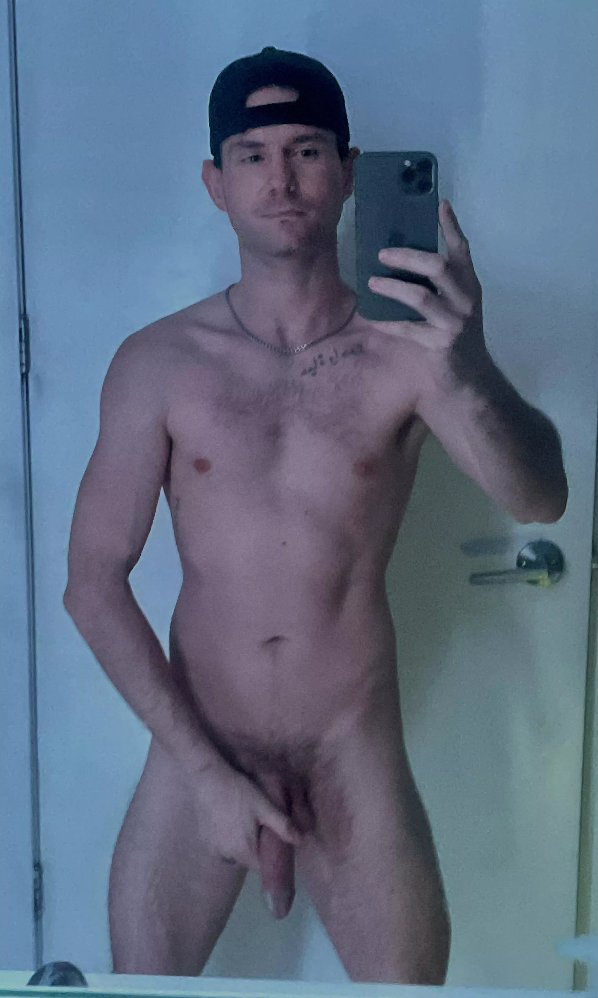 Who wants to fuck😈 posted by Expert-Card-2895