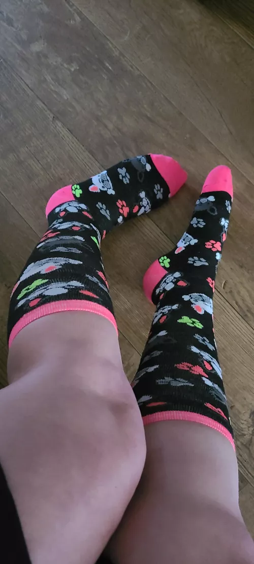 who wants to get them dirty with me? by Feetness874