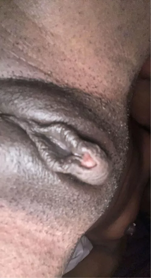 Who wants to help me cum? by Notice-Capable