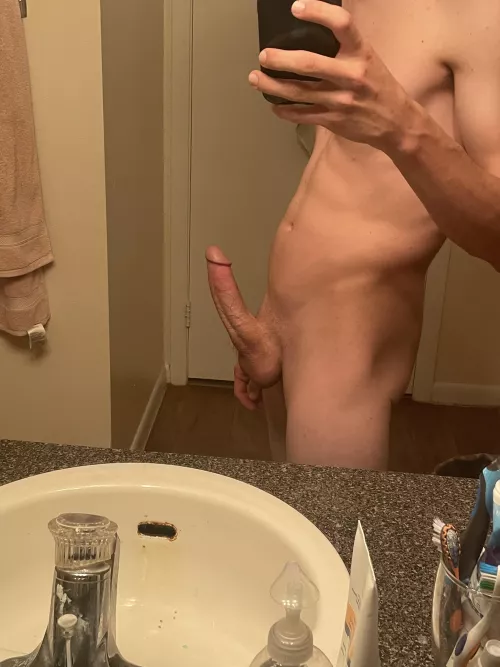 Who wants to help me cum🥰 by Urm0msbox