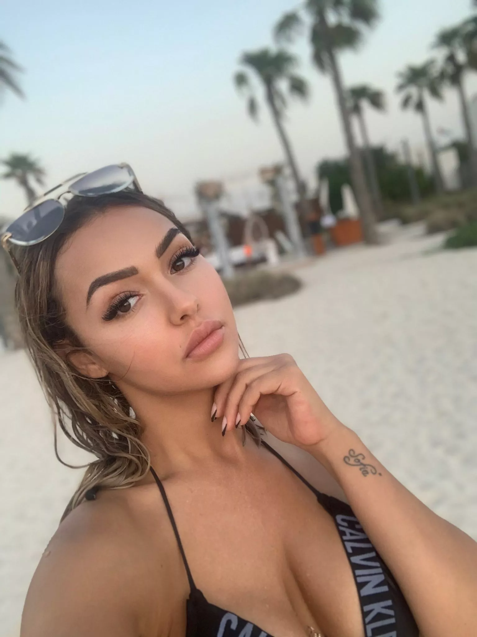 who wants to join me on the beach? posted by of_beautie