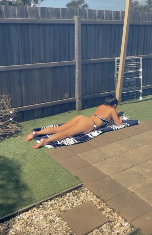 Who wants to lick her ass ? by ZamasuCD