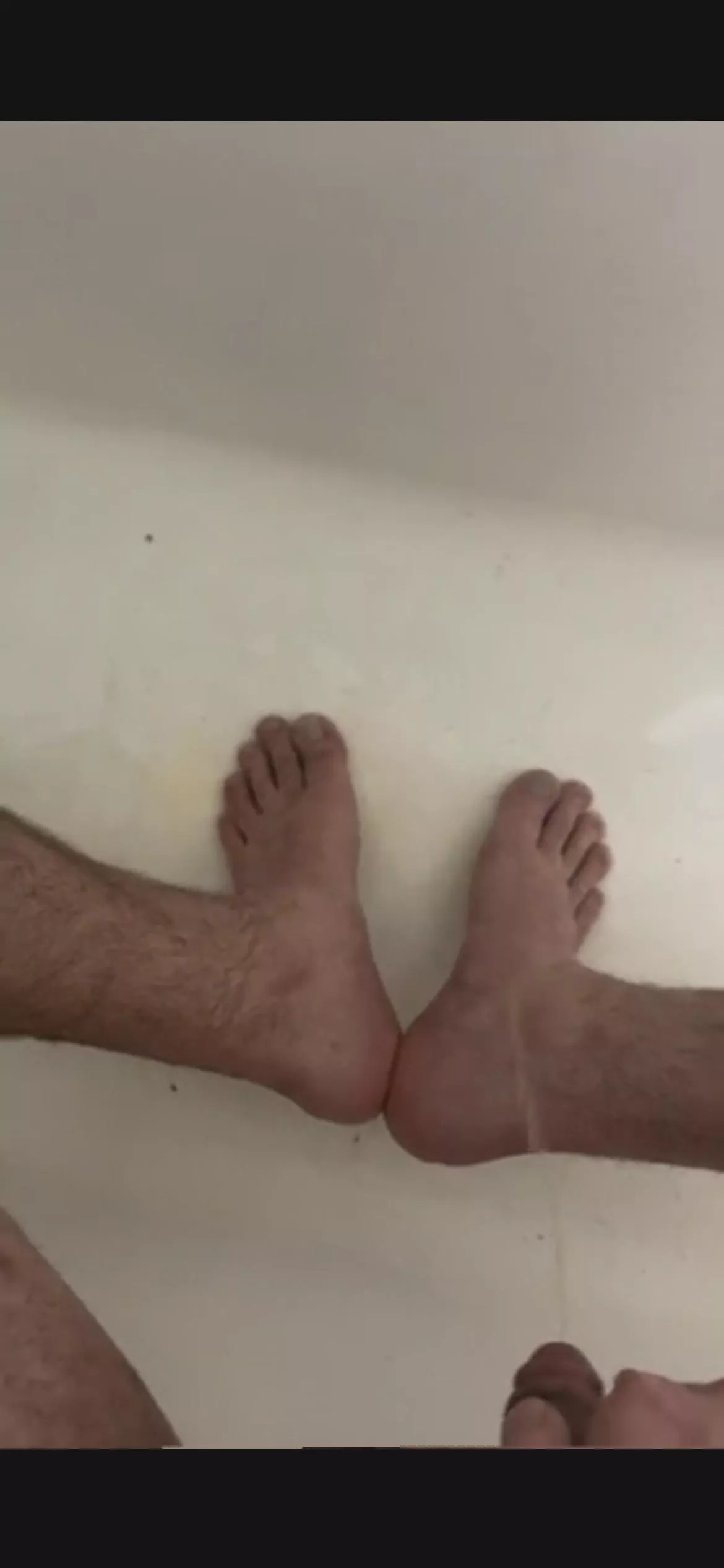 who wants to lick the piss off my feet??? posted by haslub99