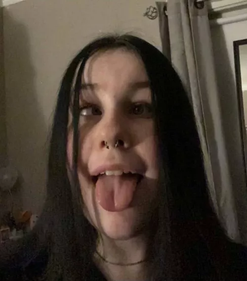 who wants to nut on my friend's ahegao faces? kik opslavee with jerk or cum tribute for more by Eircan
