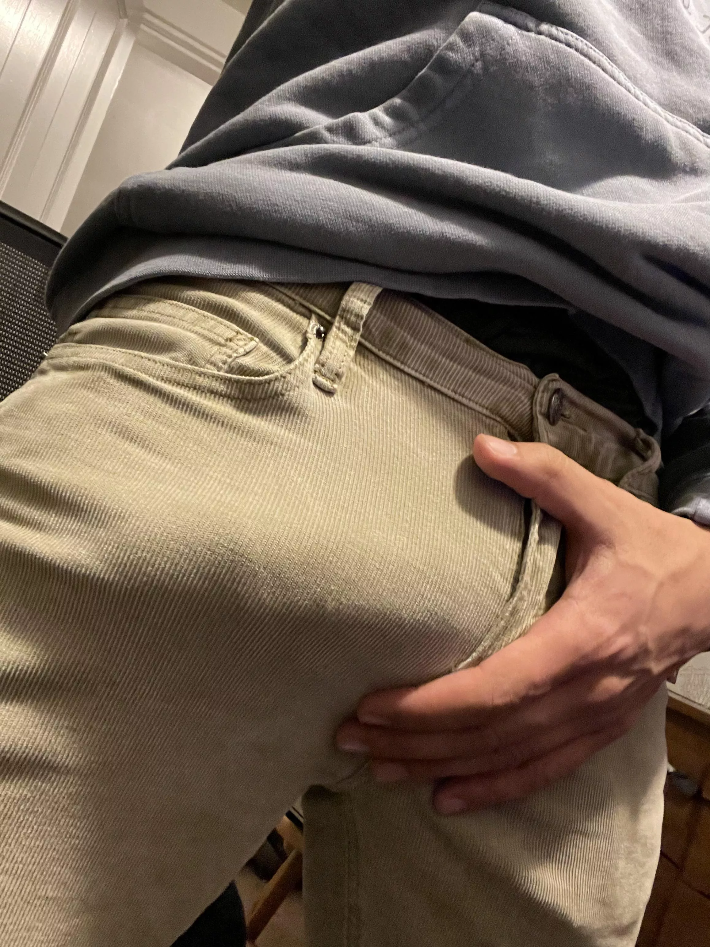 Who wants to open up this package posted by N00bcak3s