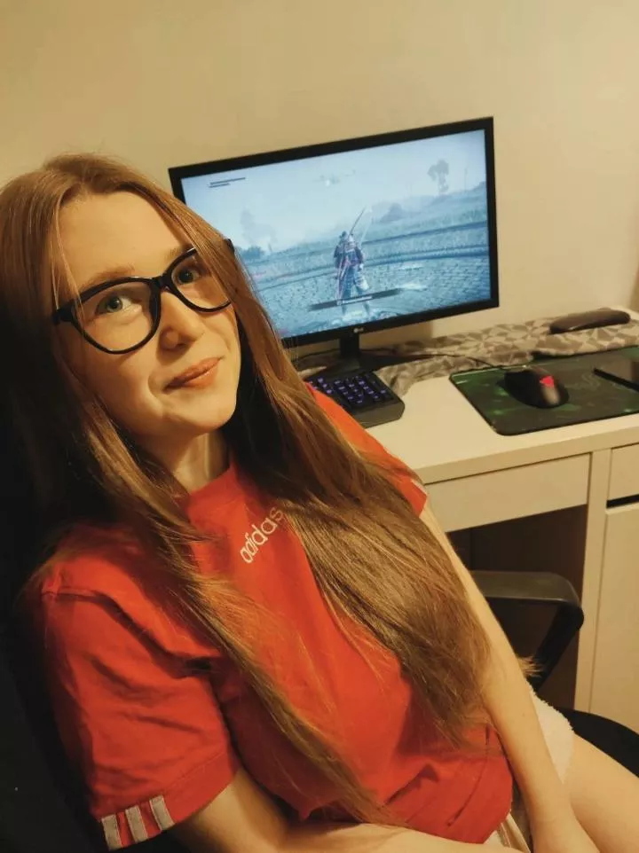 Who wants to play elden ring with me? posted by HumpingPumping69