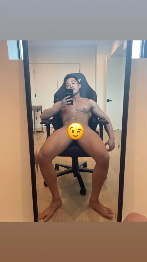 Who wants to play league with me? 😈 by _V_A_Y_