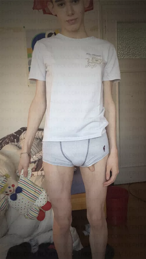 Who wants to play with me ? by _Nepthys