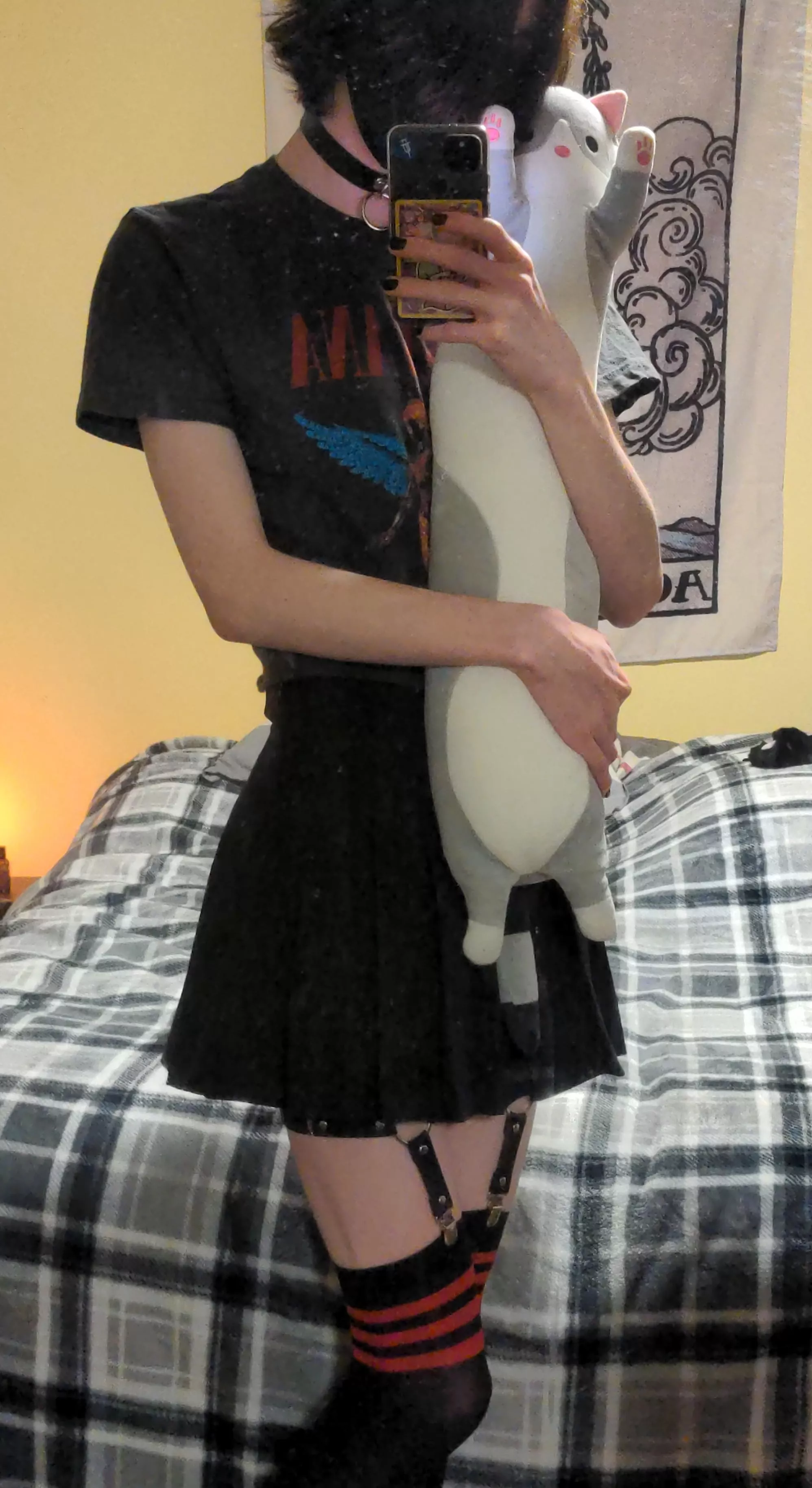 who wants to replace the cat?? 😏 posted by Femboy-Syrup