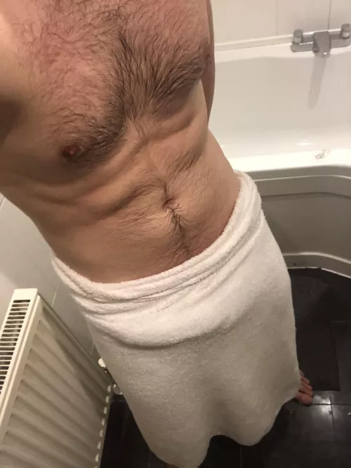 Who wants to see me without a towel? by FlameUnknown_