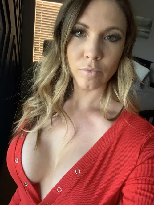 who wants to see more by Few_Refrigerator_793