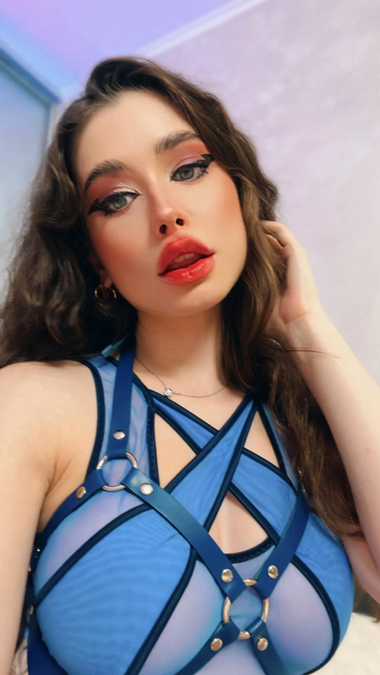 Who wants to sext right now? | My link down below posted by Holistic_Sympathy_